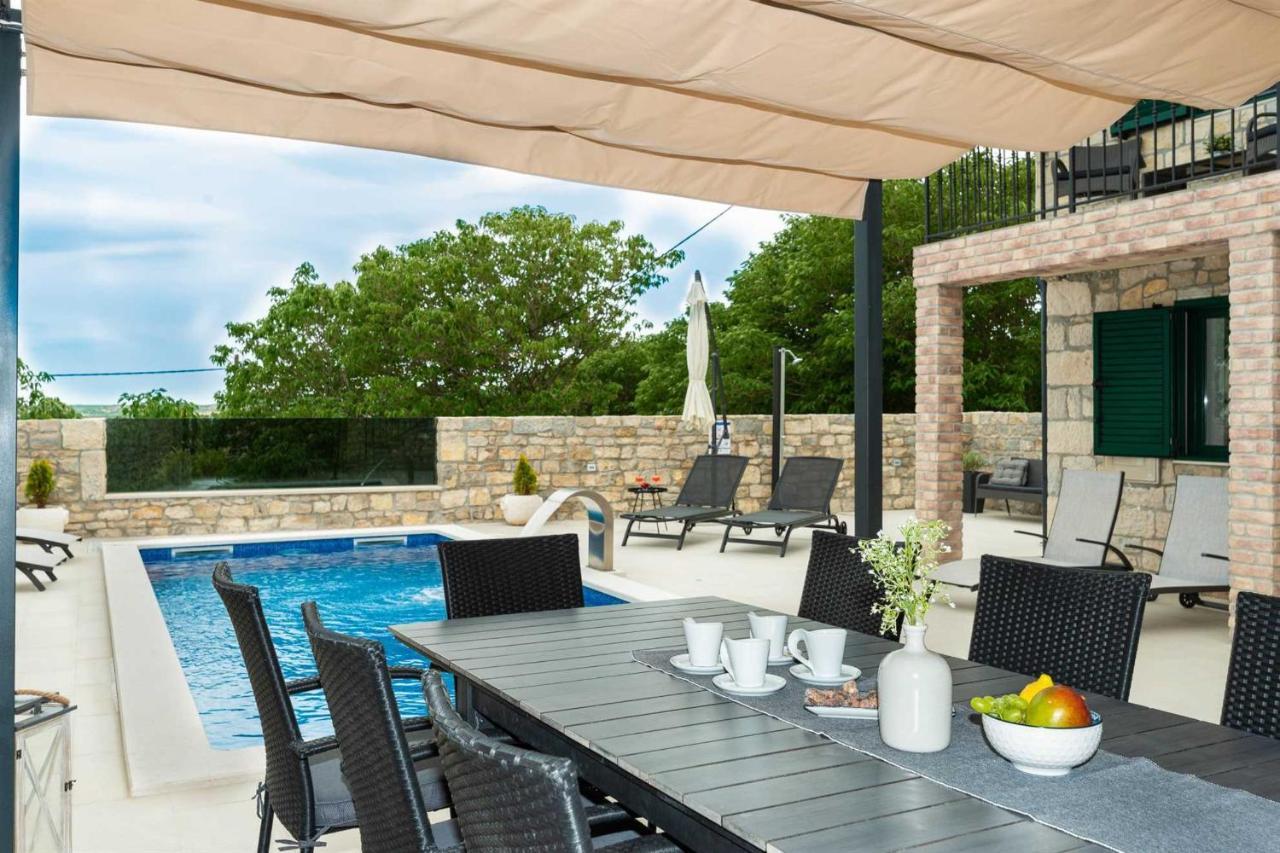 Stone Villa Didovi Snovi With Heated Pool Lisane Ostrovicke Zewnętrze zdjęcie