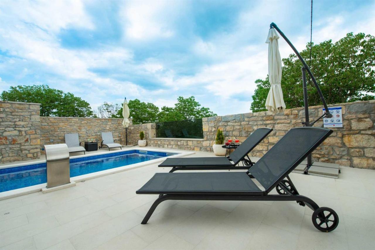 Stone Villa Didovi Snovi With Heated Pool Lisane Ostrovicke Zewnętrze zdjęcie