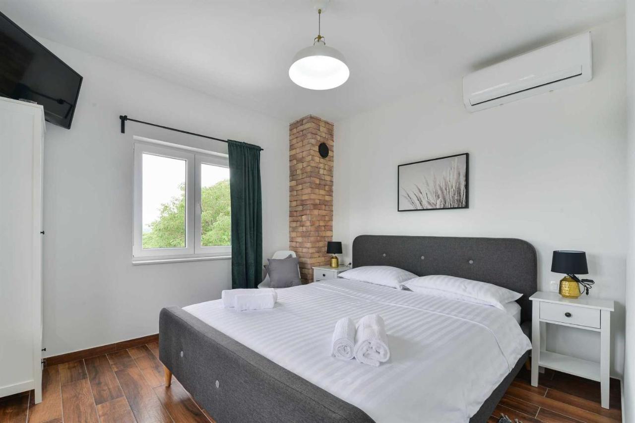 Stone Villa Didovi Snovi With Heated Pool Lisane Ostrovicke Zewnętrze zdjęcie