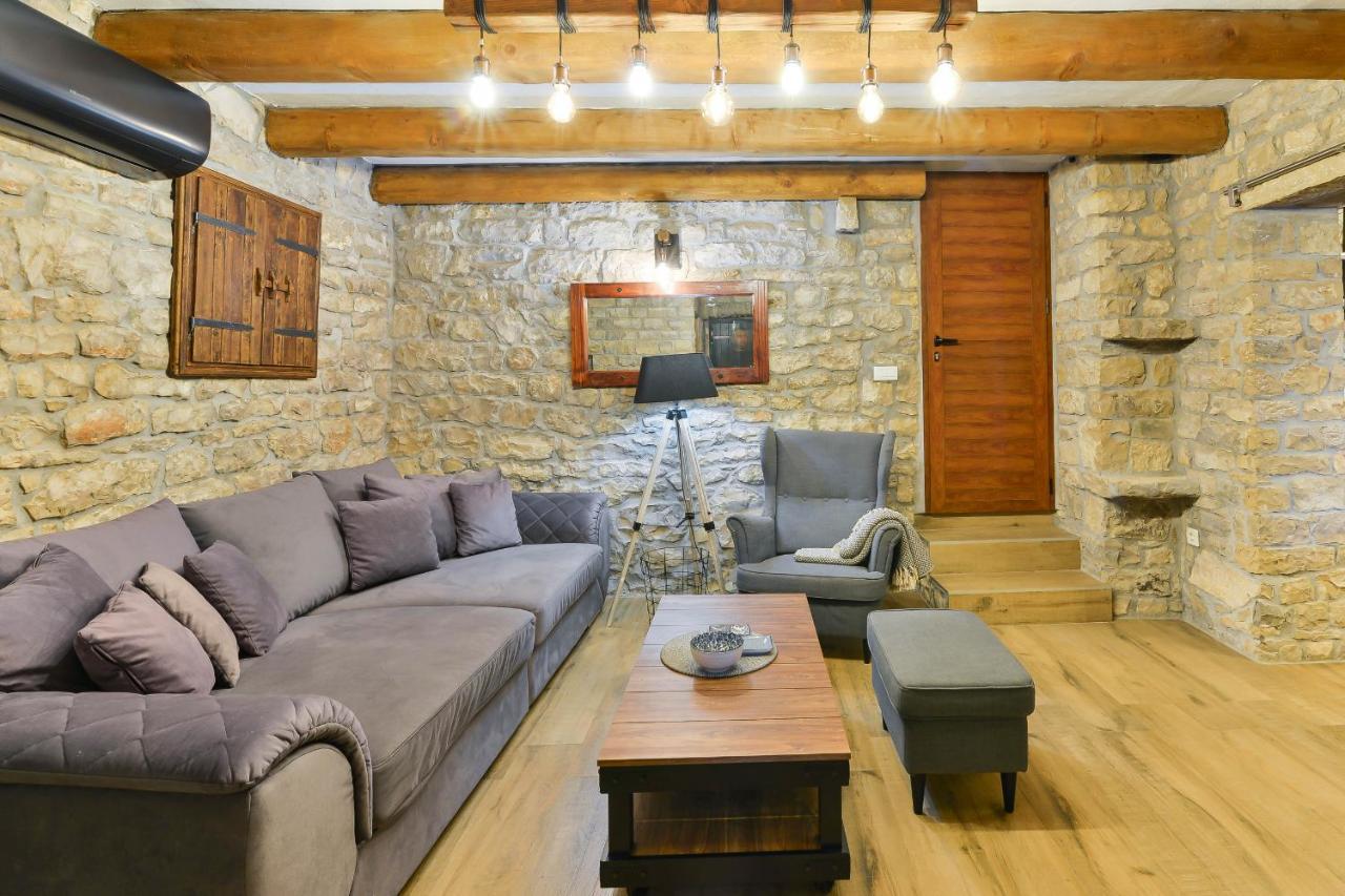 Stone Villa Didovi Snovi With Heated Pool Lisane Ostrovicke Zewnętrze zdjęcie