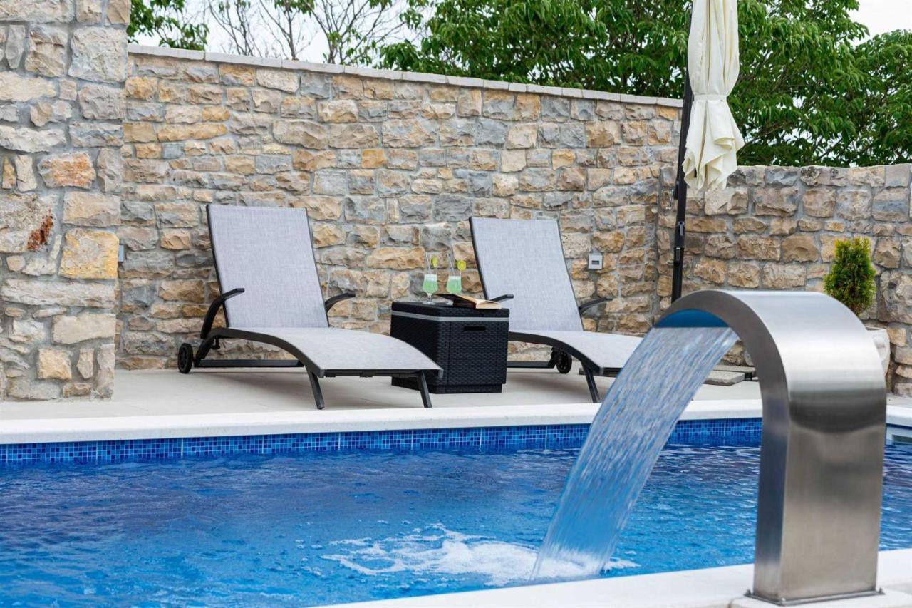 Stone Villa Didovi Snovi With Heated Pool Lisane Ostrovicke Zewnętrze zdjęcie