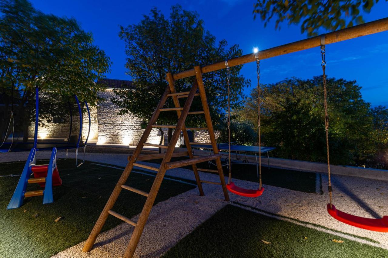 Stone Villa Didovi Snovi With Heated Pool Lisane Ostrovicke Zewnętrze zdjęcie